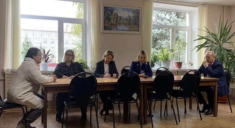 Вопросы быта  семей военнослужащих — на контроле