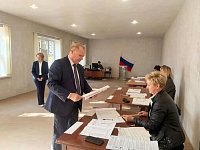  Николай Луньков принял участие в выборах