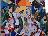 В Энгельсе завершились работы по созданию мурала «Лица одной страны»