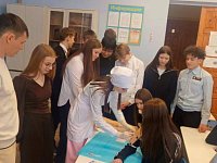 Аркадакские студенты познакомили школьников со своим учебным заведением и с профессией медицинской сестры «изнутри» 