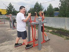 Семёновские дети отмечают День физкультурника