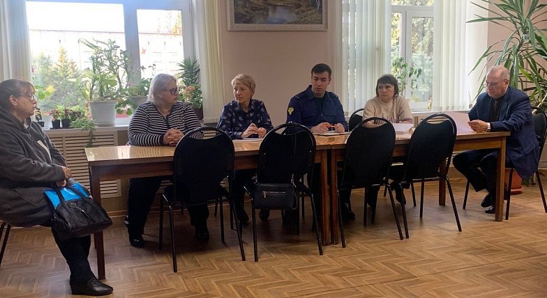Глава Аркадакского района Николай Луньков провёл очередной приём родных участников СВО