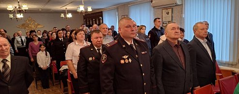 Сегодня в Аркадаке состоялось торжество, посвящённое Дню сотрудника органов внутренних дел Российской Федерации