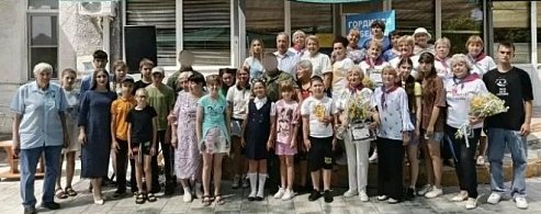Военнослужащие Таманской дивизии поблагодарили аркадакцев за поддержку участников СВО