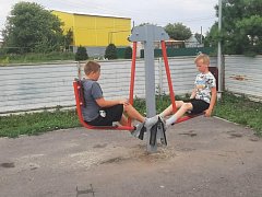 Семёновские дети отмечают День физкультурника