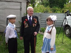 В Аркадакском районе с Великой Победой поздравили столетнего ветерана 