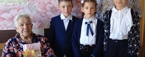 В День пожилого человека  аркадакцы принимали поздравления