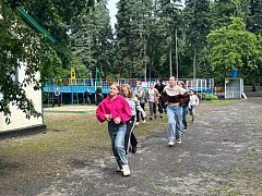 В выходные в лагерь «Голубая ель» заехали дети