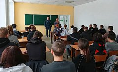 Встреча со спасателем вдохновила аркадакских студентов продолжить путь к высшему образованию