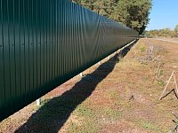 В Аркадаке завершилась работа по ограждению городского кладбища