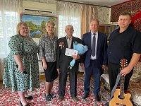 Аркадакский труженик тыла отметил 95-летие