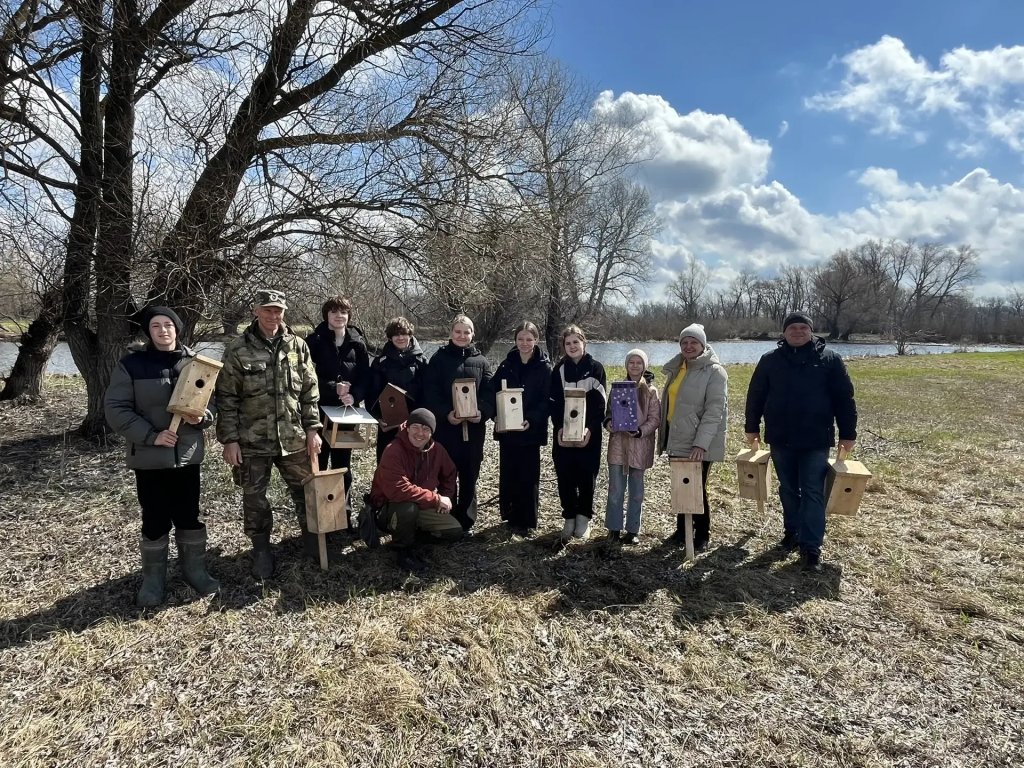 В заказнике «Центральный» разместили сделанные школьниками скворечники 3.jpg