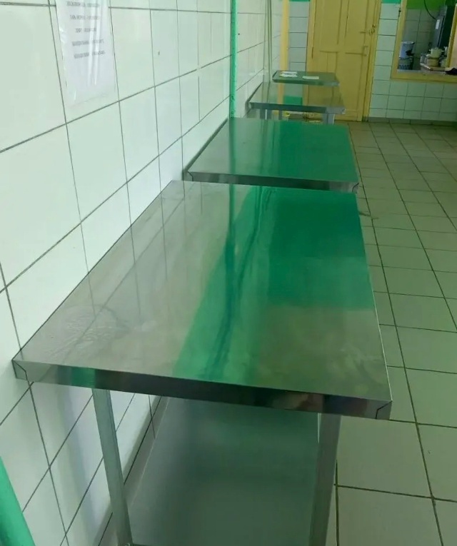 столы.jpg