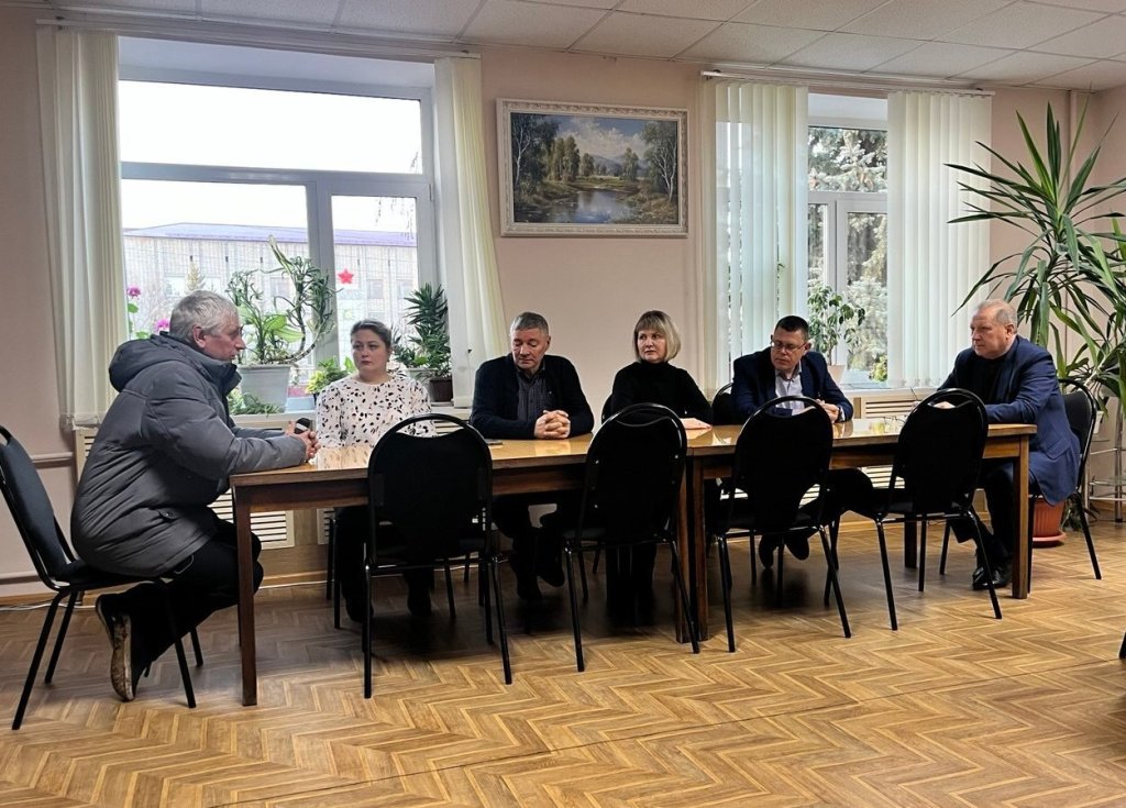 приём граждан два.jpg