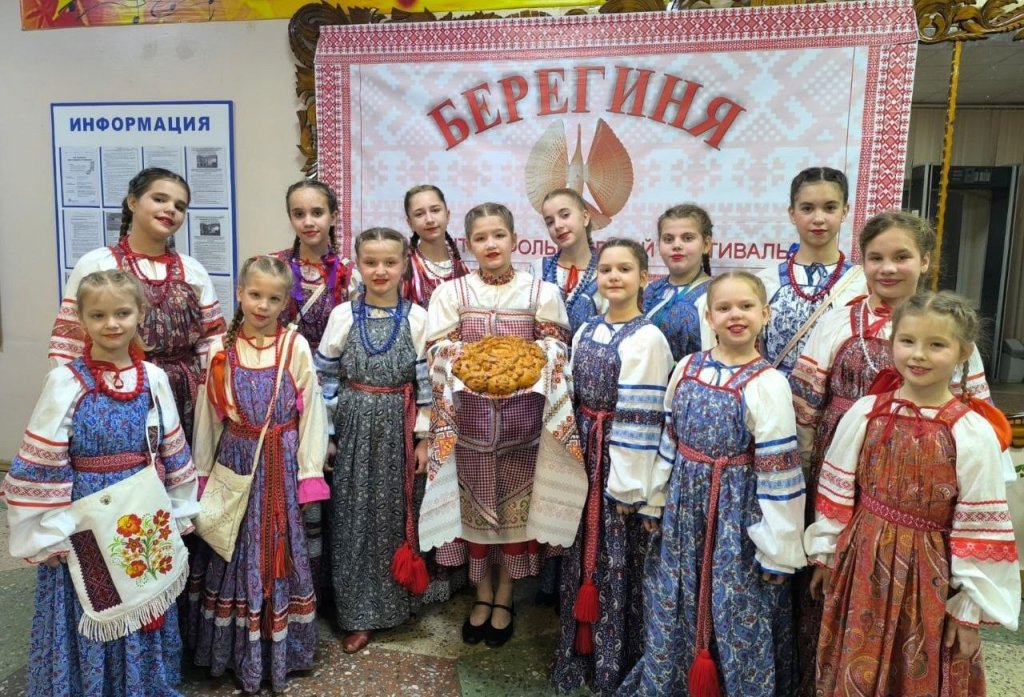 ансамбль Потешки.jpg ансамбль Потешки.jpg