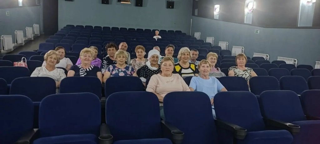 поход в кино.jpg