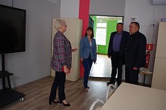 Депутаты Саратовской областной думы осмотрели ремонтируемые в рамках региональной программы учреждения образования