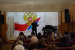 В Аркадаке прошел праздничный концерт ко Дню народного единства