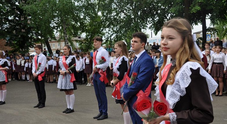 Сегодня в Аркадакском районе дан старт выпускным экзаменам одиннадцатиклассников