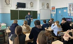 Аркадакские школьники узнали, как учат будущих спасателей и чем живёт МЧС