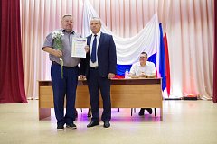 На педагогической конференции в Аркадаке чествовали лучших учителей   и благотворителей