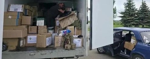 Своих не бросаем: саратовские волонтеры привезли бойцам на передовую груз на полмиллиона рублей
