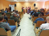 Аркадакские артисты выступили в саратовском военном госпитале