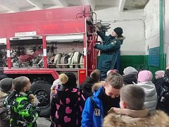 Маленькие жители Аркадака прикоснулись к профессии пожарных