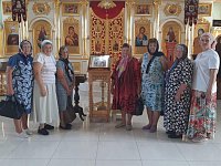 Кистендейские пенсионеры посетили храм в селе Малиновке