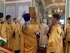 Владыка Варсонофий совершил Божественную литургию в Малиновке 