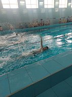 Во Дворце спорта города Аркадака соревновались пловцы