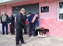 В Аркадаке увековечили память бойца