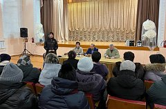 Жители Краснознаменского муниципального образования обсуждали вопросы развития поселения с местной и районной властью