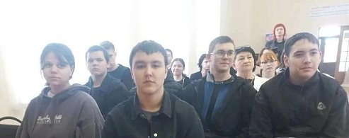 Вербовка подростков: современные угрозы и методы защиты