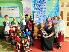 Аркадакские бабушки праздновали святки по русским традициям