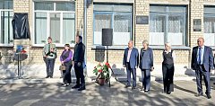В Аркадаке открыли мемориальную доску ефрейтору Алексею Пруцкову