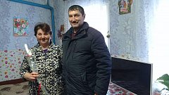 В Аркадакском районе в праздничные дни представители власти навестили семьи мобилизованных