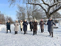 Для аркадакских пенсионеров организовали спортивную зарядку или Спортивная зарядка для активного долголетия