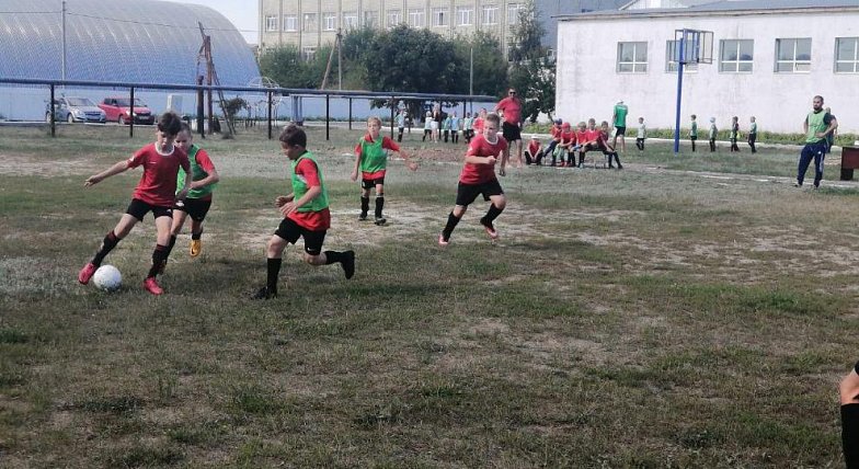 В Аркадаке прошёл турнир по мини-футболу