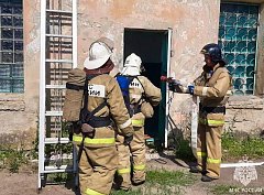 Во время учений в районной больнице проверили слаженность действий пожарных и медперсонала 