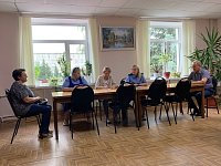 Глава Аркадакского района провёл очередной приём членов семей военнослужащих