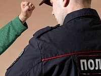 Эпопея с полицейскими продолжается. Та же фигурантка, другой эпизод