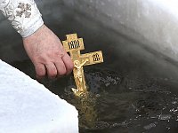 Приближается православный праздник Крещения Господня: о том, где будет проходить массовое купание в этом году для жителей Аркадакского района и о правилах безопасного купания в проруби
