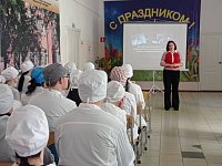 «Ангелы в белых халатах» - так называлось мероприятие, которое прошло в Аркадакском медколледже ко Дню медицинской сестры