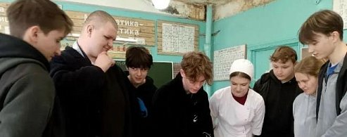 Алексеевкие школьники  познакомились с профессией медика