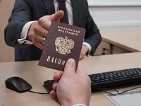 Контрактники-иностранцы могут в упрощенном порядке претендовать на российское гражданство