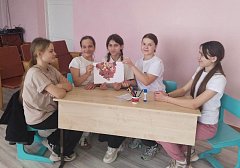 Весёлый старт весны: аркадакские школьницы покорили "Весенний экспресс"