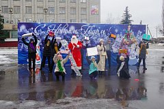 Аркадакцы выбрали лучших Деда Мороза и Снегурочку