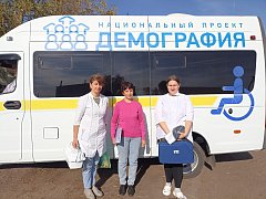 Мобильные бригады помогают жителям Аркадакского района следить за своим самочувствием