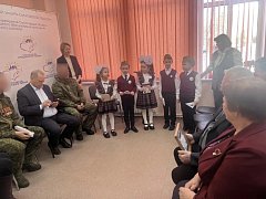 Представители Таманской дивизии привезли в Аркадак трофеи СВО и поблагодарили руководство и волонтёров района за помощь военнослужащим